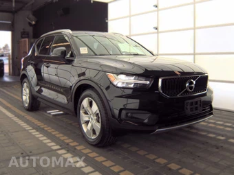 2021 Volvo XC40 T4 Momentum - miniatura 3