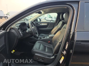 2021 Volvo XC40 T4 Momentum - miniatura 7