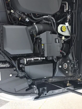 2021 Volvo XC40 T5 Momentum - miniatura 25