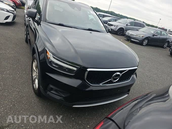 2021 Volvo XC40 T5 Momentum - miniatura 2