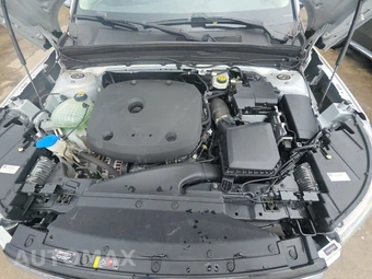 2021 Volvo XC40 T5 Momentum - miniatura 15