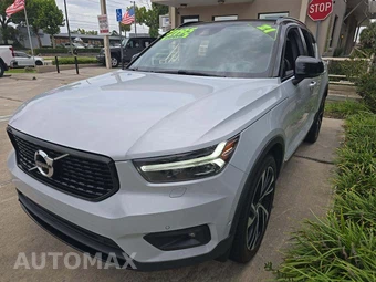 2021 Volvo XC40 T5 R-Design