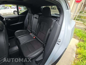 2021 Volvo XC40 T5 R-Design - miniatura 13