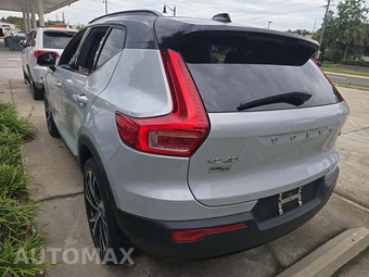2021 Volvo XC40 T5 R-Design - miniatura 2