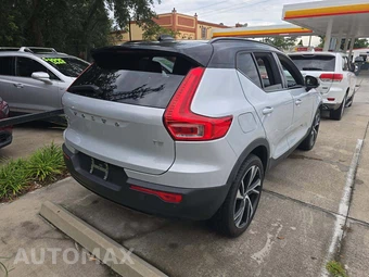 2021 Volvo XC40 T5 R-Design - miniatura 3