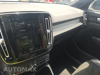 2021 Volvo XC40 T5 R-Design - miniatura 11