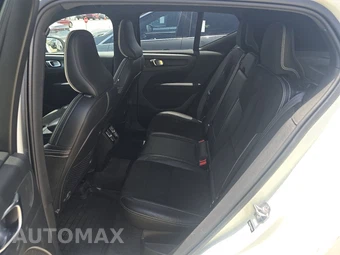 2021 Volvo XC40 T5 R-Design - miniatura 13