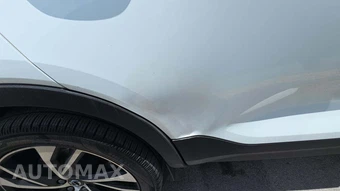 2021 Volvo XC40 T5 R-Design - miniatura 21
