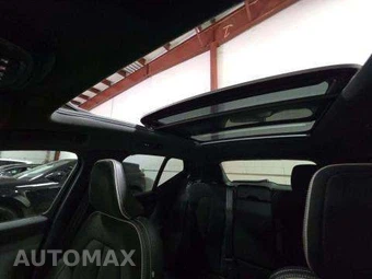 2021 Volvo XC40 T5 R-Design – miniatura 11