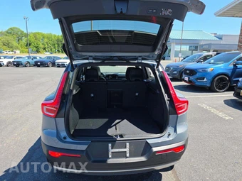 2021 Volvo XC40 T5 R-Design - miniatura 14