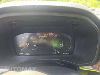 2021 Volvo XC60 Recharge Plug-In Hybrid T8 Inscription Expression - miniatura 9