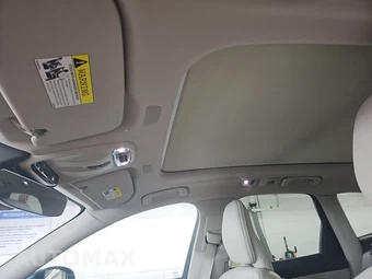 2021 Volvo XC60 Recharge Plug-In Hybrid T8 Inscription Expression - miniatura 18