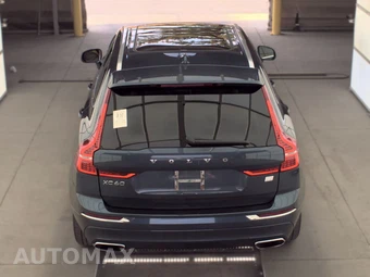 2021 Volvo XC60 Recharge Plug-In Hybrid T8 Inscription Expression - miniatura 5