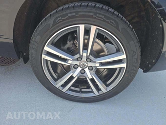 2021 Volvo XC60 Recharge Plug-In Hybrid T8 Inscription Expression - miniatura 22