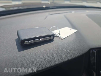 2021 Volvo XC60 Recharge Plug-In Hybrid T8 Inscription Expression - miniatura 5