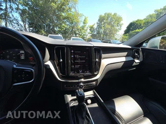 2021 Volvo XC60 T5 Inscription - miniatura 10