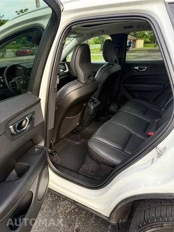 2021 Volvo XC60 T5 Inscription - miniatura 13