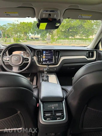 2021 Volvo XC60 T5 Inscription - miniatura 15