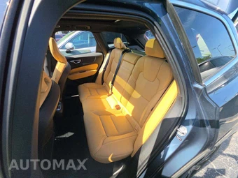 2021 Volvo XC60 T5 Inscription - miniatura 13