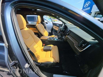 2021 Volvo XC60 T5 Inscription - miniatura 18