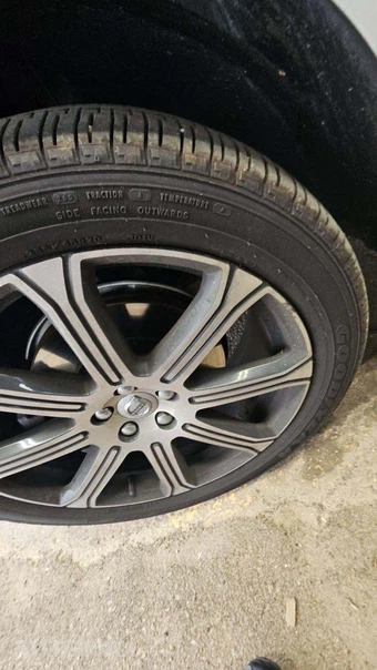 2021 Volvo XC60 T5 Inscription – miniatura 22