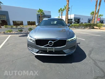 2021 Volvo XC60 T5 Momentum - miniatura 2