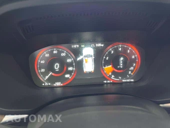 2021 Volvo XC60 T5 Momentum - miniatura 9