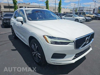 2021 Volvo XC60 T5 Momentum - miniatura 4