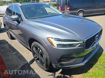 2021 Volvo XC60 T5 Momentum - miniatura 4