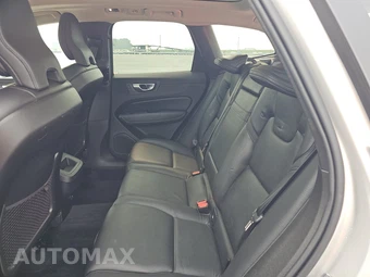 2021 Volvo XC60 T5 Momentum - miniatura 13