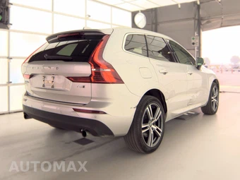 2021 Volvo XC60 T5 Momentum - miniatura 4