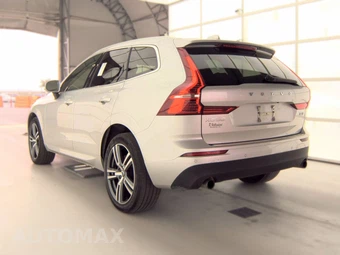 2021 Volvo XC60 T5 Momentum - miniatura 6