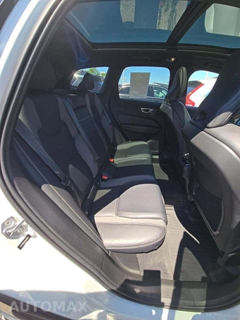 2021 Volvo XC60 T5 R-Design – miniatura 15