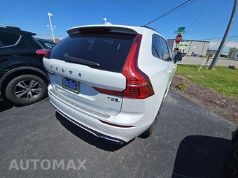 2021 Volvo XC60 T5 R-Design – miniatura 3