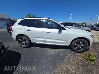 2021 Volvo XC60 T5 R-Design – miniatura 4