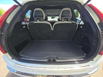 2021 Volvo XC90 Recharge Plug-In Hybrid T8 Inscription 7-Passenger - miniatura 15