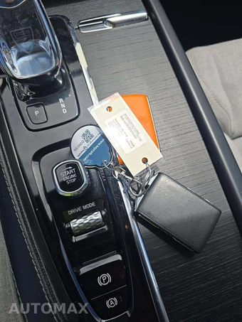 2021 Volvo XC90 Recharge Plug-In Hybrid T8 Inscription 7-Passenger - miniatura 8
