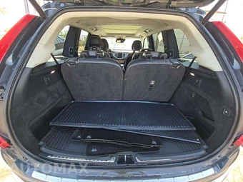 2021 Volvo XC90 Recharge Plug-In Hybrid T8 Inscription Expression 6-Passenger - miniatura 12