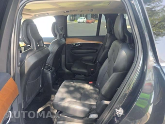 2021 Volvo XC90 Recharge Plug-In Hybrid T8 Inscription Expression 6-Passenger - miniatura 10