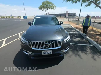 2021 Volvo XC90 Recharge Plug-In Hybrid T8 Inscription Expression 6-Passenger - miniatura 2