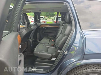 2021 Volvo XC90 Recharge Plug-In Hybrid T8 Inscription Expression 7-Passenger - miniatura 10