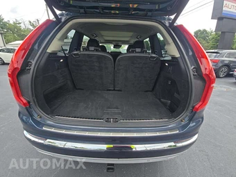 2021 Volvo XC90 Recharge Plug-In Hybrid T8 Inscription Expression 7-Passenger - miniatura 12
