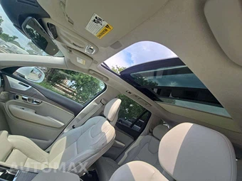 2021 Volvo XC90 T6 Inscription 7-Passenger - miniatura 8