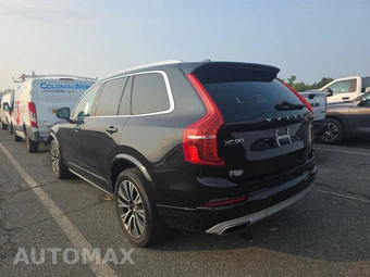 2021 Volvo XC90 T6 Momentum 6-Passenger - miniatura 6