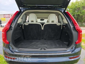 2021 Volvo XC90 T6 Momentum 7-Passenger - miniatura 15