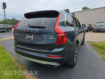 2021 Volvo XC90 T6 Momentum 7-Passenger - miniatura 3