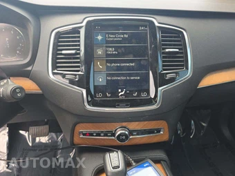 2021 Volvo XC90 T6 Momentum 7-Passenger - miniatura 6