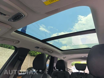 2021 Volvo XC90 T6 Momentum 7-Passenger - miniatura 8