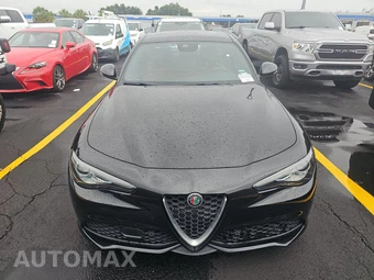 2022 Alfa Romeo Giulia Ti – miniatura 2