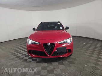 2022 Alfa Romeo Stelvio Quadrifoglio - miniatura 2